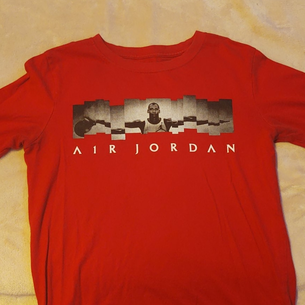 Jordan Longsleeve